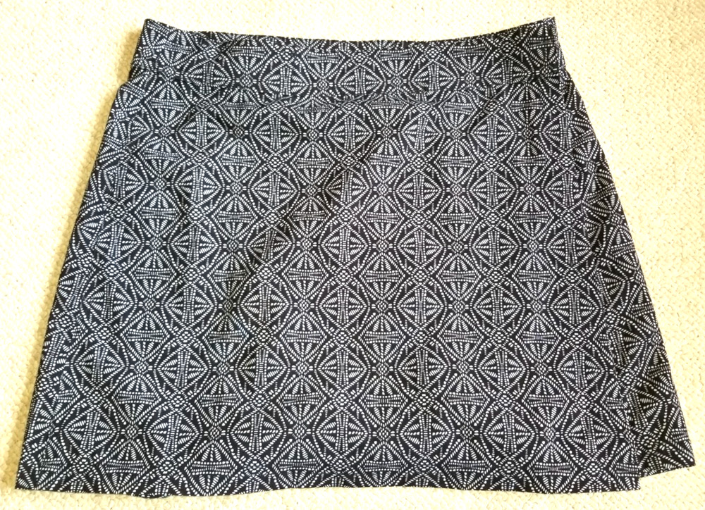 Womens Skirt-RIP SKIRT-Hawaii-'Black Pearl Batik' black/grey wrap 'Lotta Leg'-S
